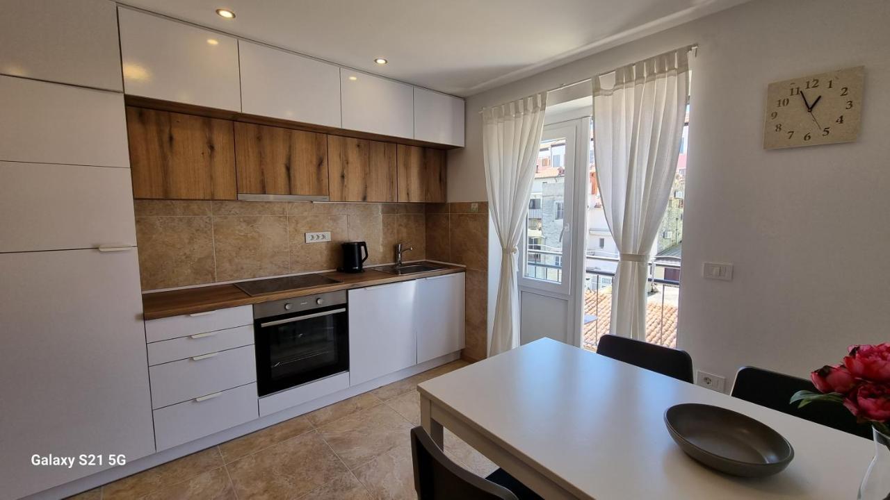 Apartment Rivarela Blu - Newly Renovated And Top Location Near Sea Novigrad (Istria) Exterior foto