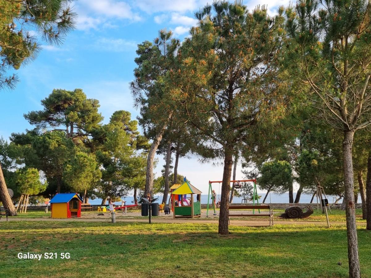 Apartment Rivarela Blu - Newly Renovated And Top Location Near Sea Novigrad (Istria) Exterior foto