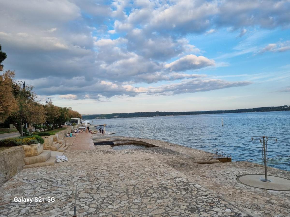 Apartment Rivarela Blu - Newly Renovated And Top Location Near Sea Novigrad (Istria) Exterior foto